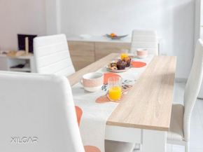 Apt A Mariña, close to the beach